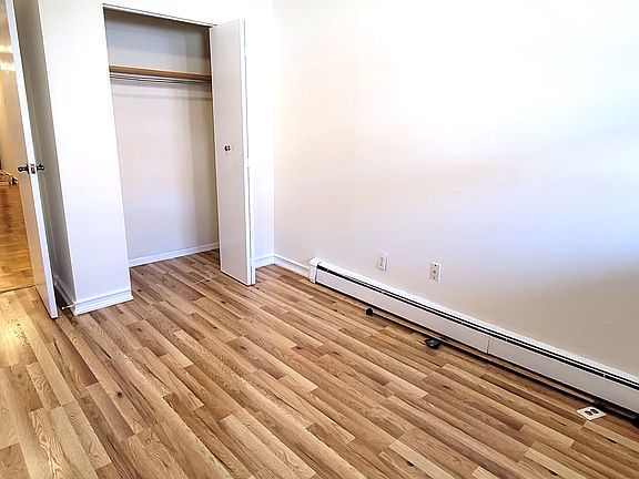 20-20 Hazen St #1P, East Elmhurst, NY 11370 | Zillow