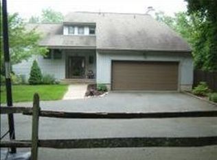 34 Van Doren Ave, Somerset, NJ