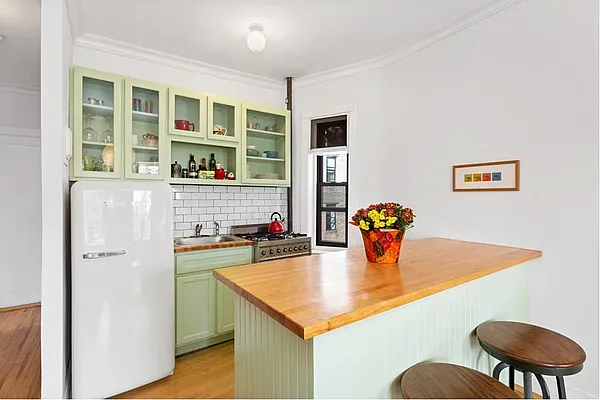 Rented by Douglas Elliman | media 20