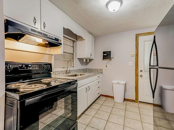 2nd image of 7387 Dostie Dr E #R2