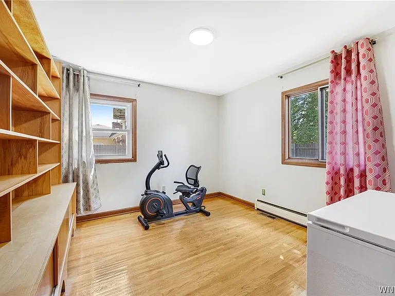 71 Chaumont Dr — Photo 23