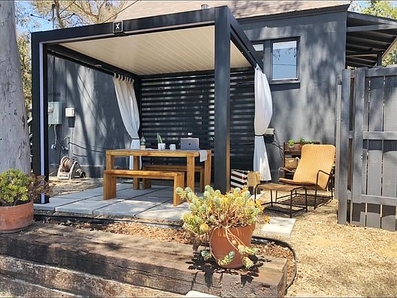 2nd image of 333 La Colina Dr