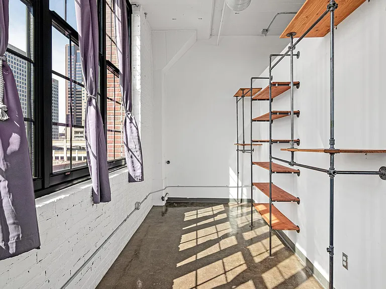 500 Robert St #401 — Photo 14