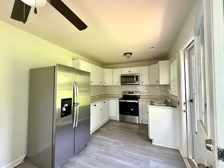 2948 Coronet Way — Photo 10