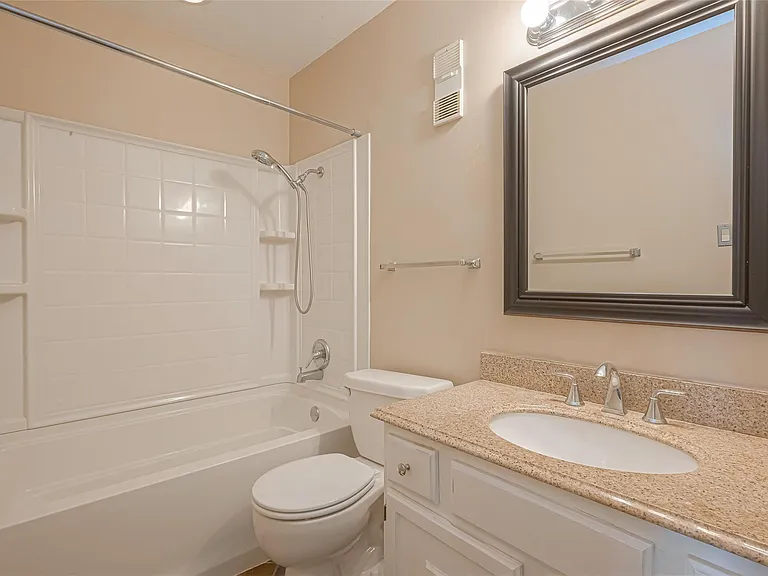 10217 Longmont Dr — Photo 29