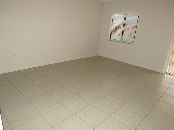 5th image of 139 San Juan Cir