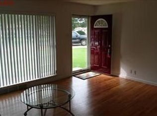 3 Martin Ct, Florissant, MO 63033
