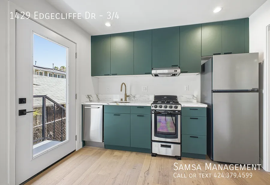 1429 Edgecliffe Dr #3/4