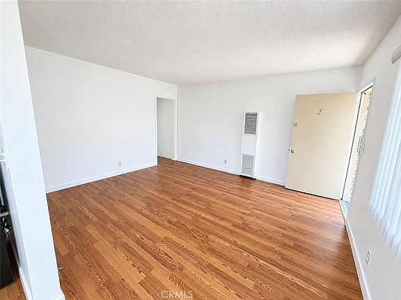 5th image of 1808 10th St #F