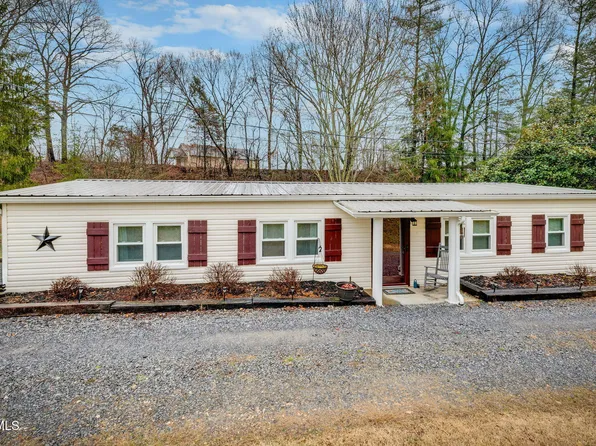 338 Hemlock St, Mt Carmel, TN 37645