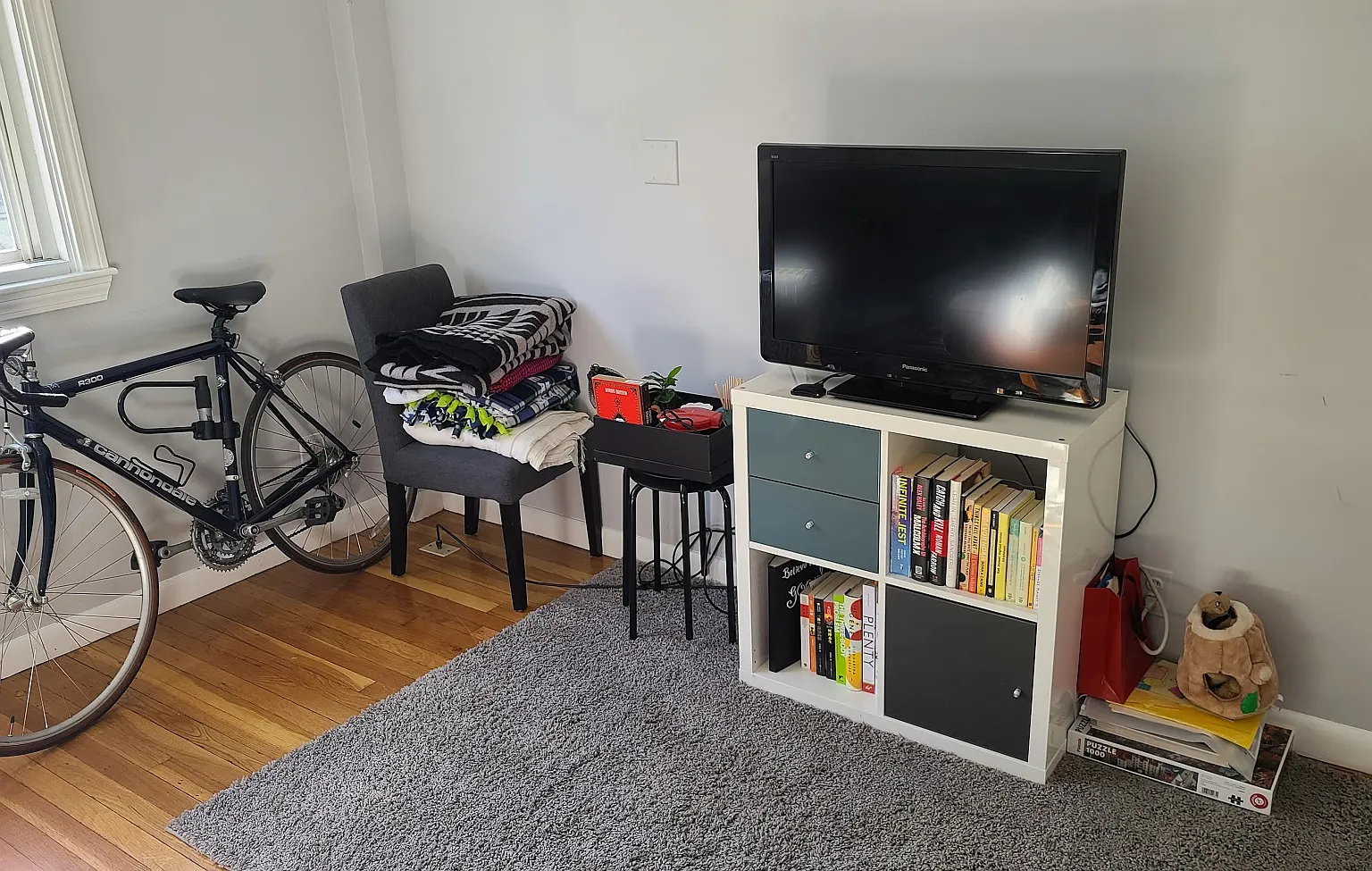3 bed, 1200 sqft, $1,190 — Photo 1