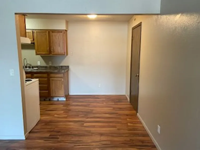1225 Langley Rd — Photo 6