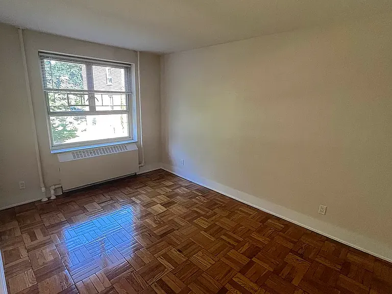 192-45B 71st Cres #2A — Photo 5