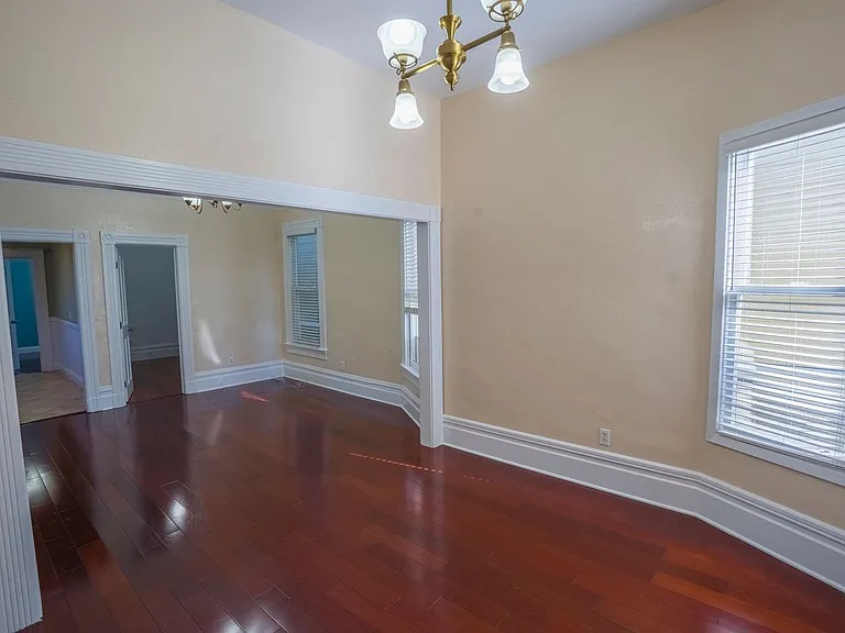 3231 Encinal Ave — Photo 6