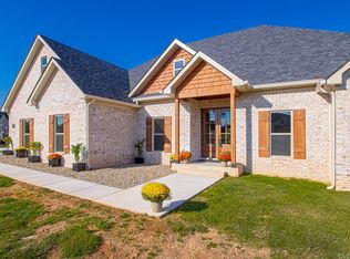 34 Republican Valley Dr, Greenbrier, AR 72058