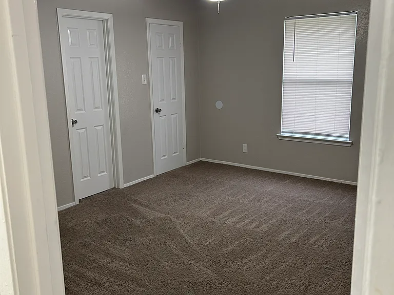 2110 Jerome Dr — Photo 21