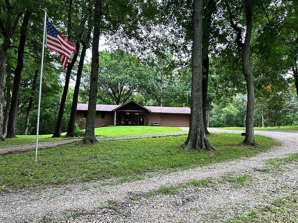 1st image of 310 Granite Ln