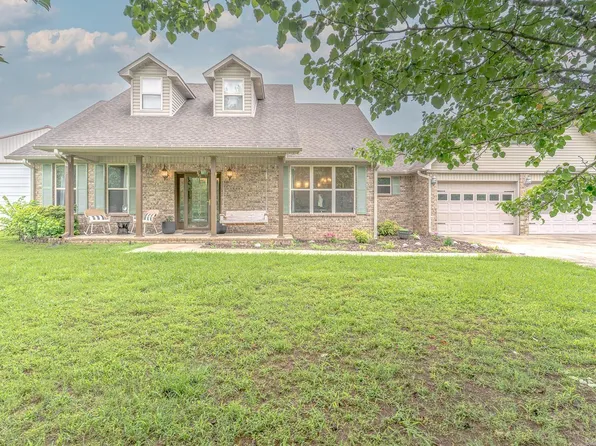 2 Deer Run, Clarksville, AR 72830