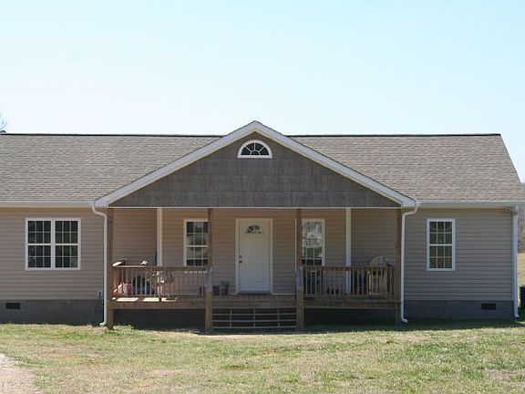 Guest House -3 BR and 2 Full Baths!