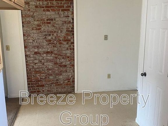 3rd image of 510 Hope St