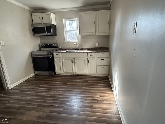 4th image of 1241 W 31st St