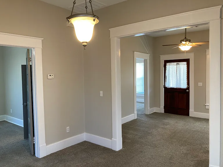 317 E Patti Page Blvd — Photo 14