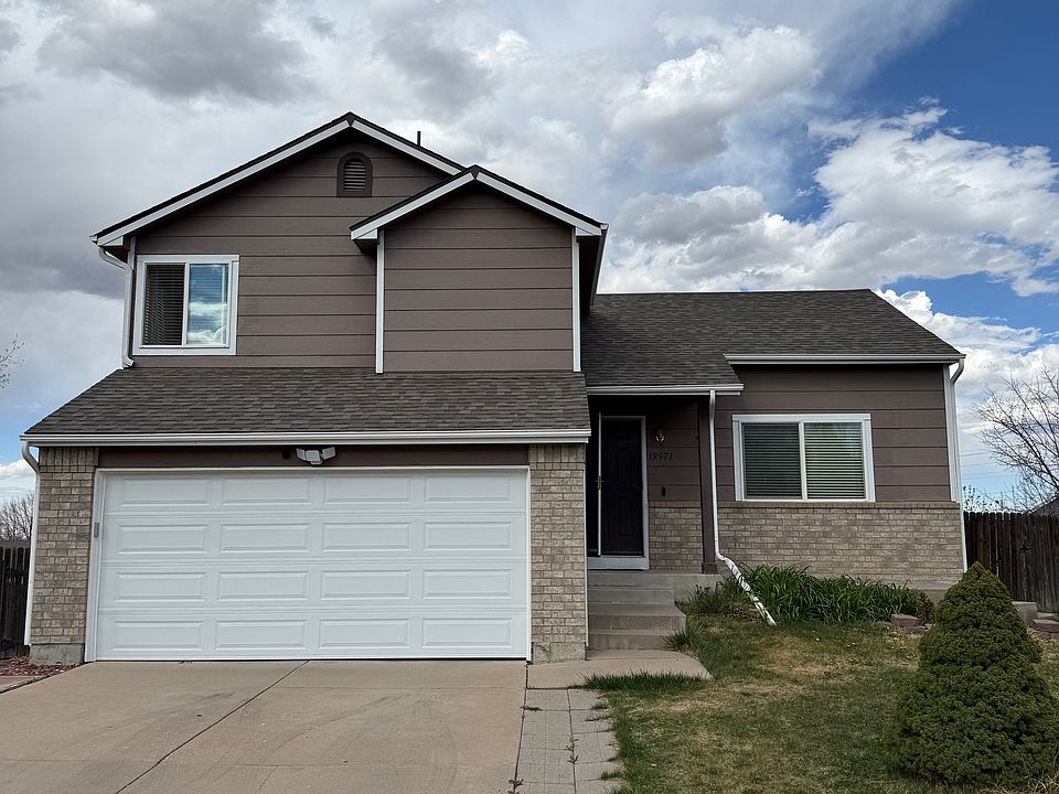 1st image of 19971 E Radcliff Pl
