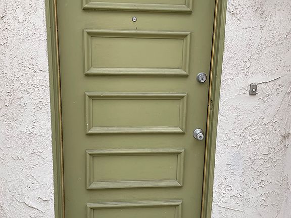 2nd image of 519 N Francisca Ave APT 3