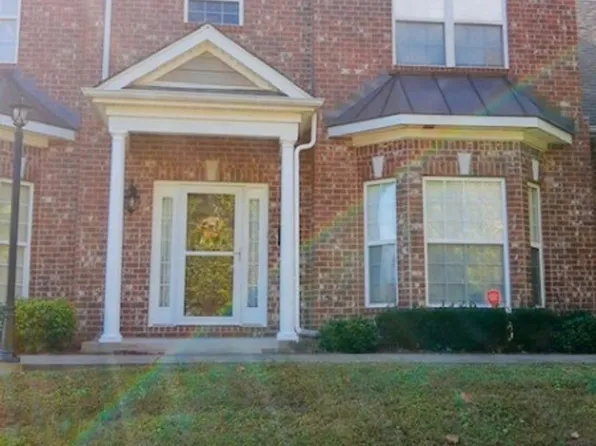 320 Rowlette Cir, Murfreesboro, TN 37127