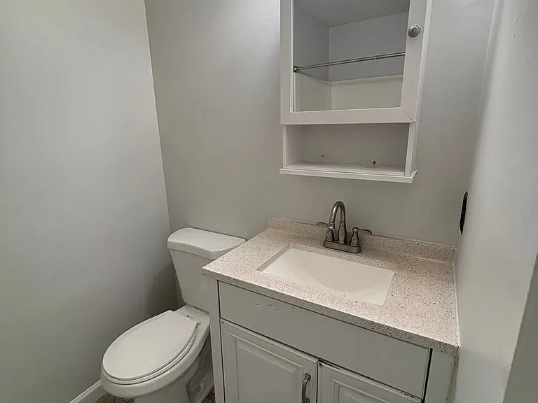 1807 Minnesota Ave — Photo 10