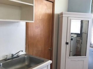 1027 11th St APT 6, Huntsville, TX 77340