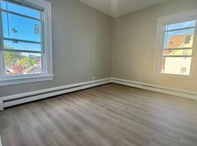 245 Bremer St, Manchester, NH