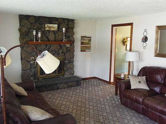2nd image of 15808 E Heroy Ave