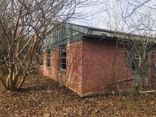 3rd image of 37 Timbercreek Ln