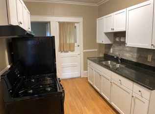 1372 Selby Ave APT 1, Saint Paul, MN 55104