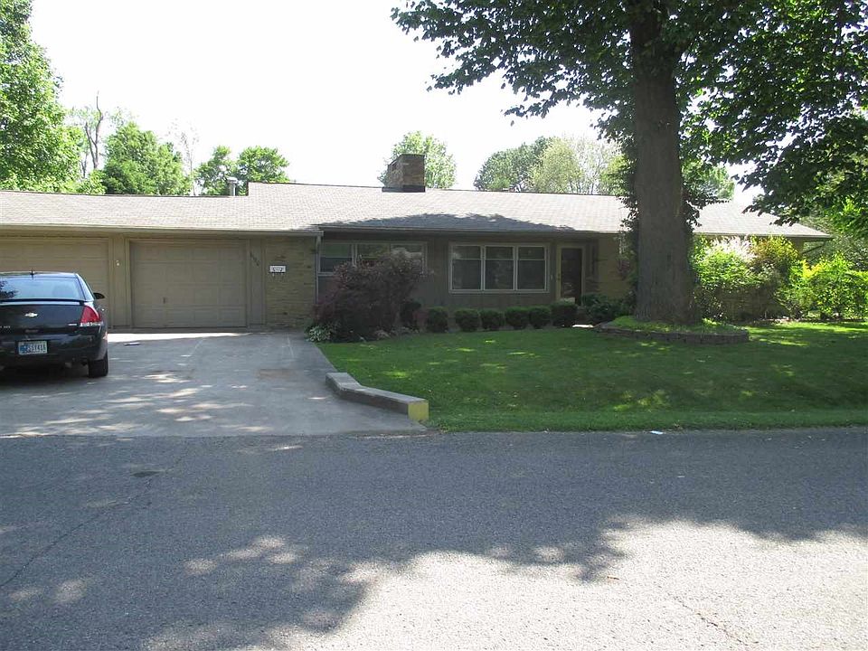 2nd image of 690 East Dr