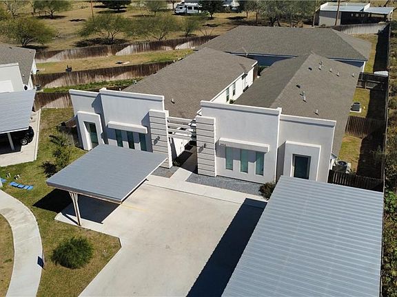 3rd image of 3924 Las Vistas Ln