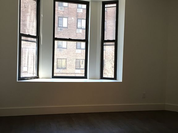 3rd image of 29 Brooklyn Ave APT H