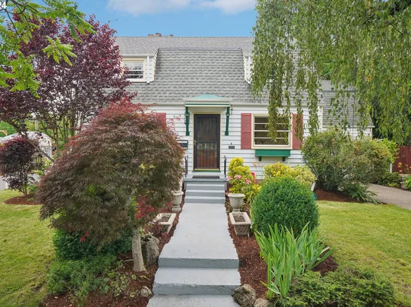 3031 SE 76th Ave, Portland, OR 97206