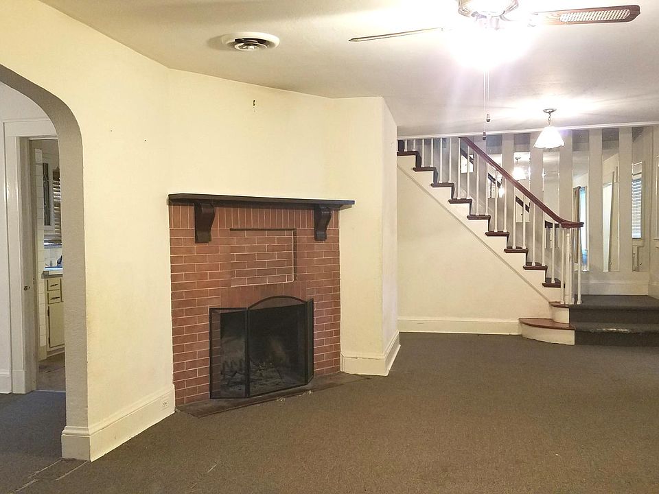 2nd image of 3 W End St