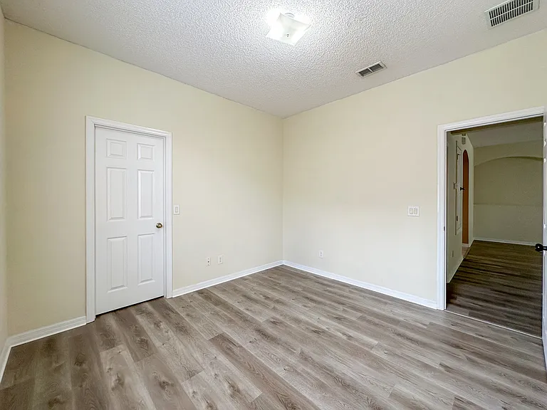 2776 Cabernet Cir — Photo 35