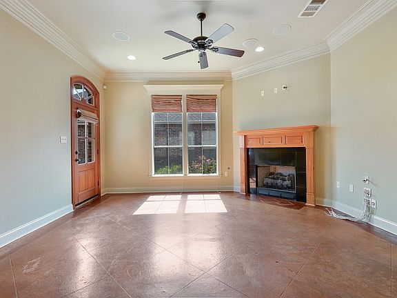 2nd image of 15064 Coldwater Dr