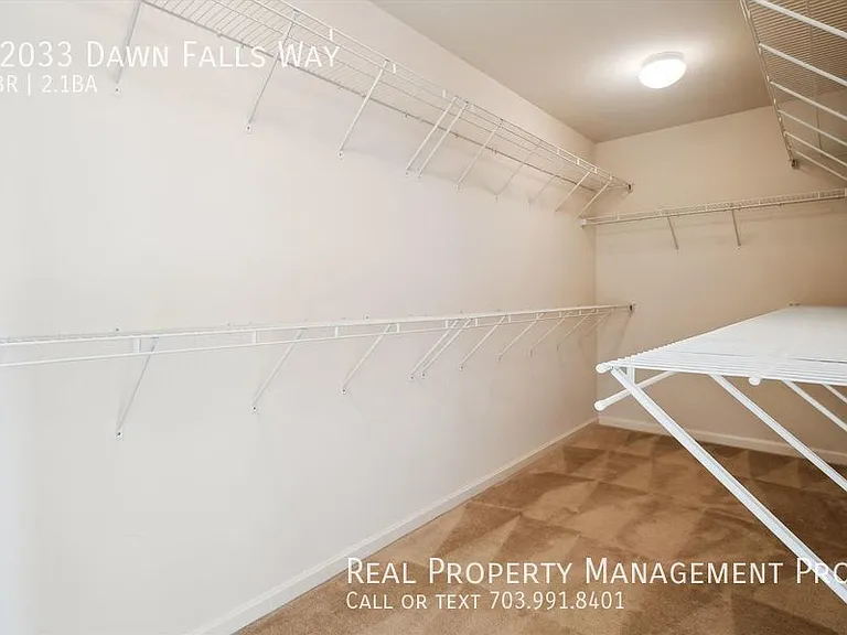 12033 Dawn Falls Way — Photo 17