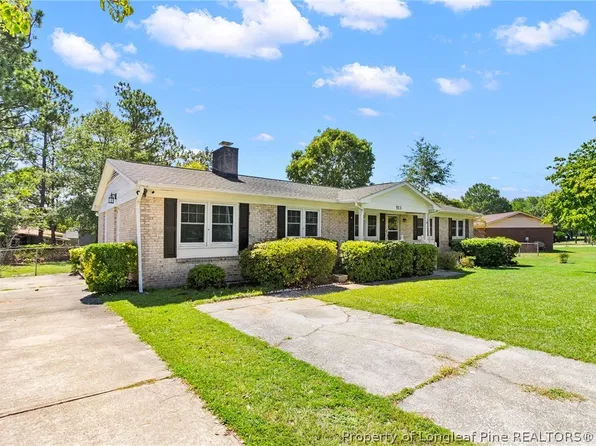 513 Platinum St, Fayetteville, NC 28311