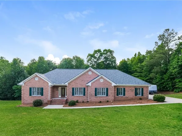 604 Clearwater Ct, McDonough, GA 30252