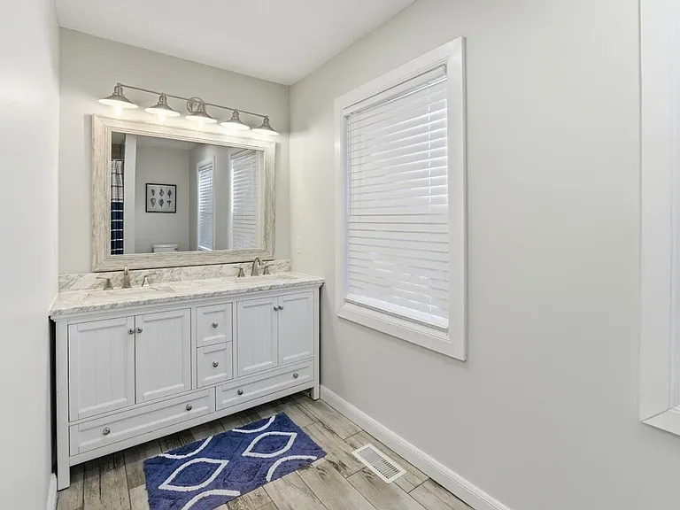 376 Peachtree Dr — Photo 27