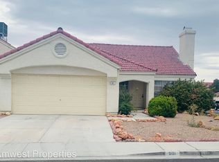 901 Shady Creek Dr, Las Vegas, NV 89108