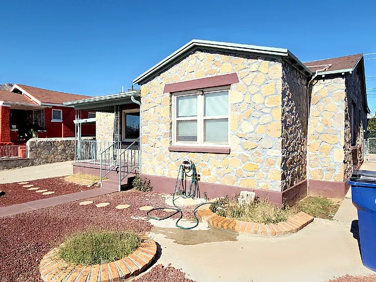 3409 Sacramento Ave — Photo 2