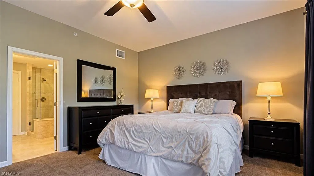 2 bed, 2.0 bath, 1482 sqft, $5,500 — Photo 4