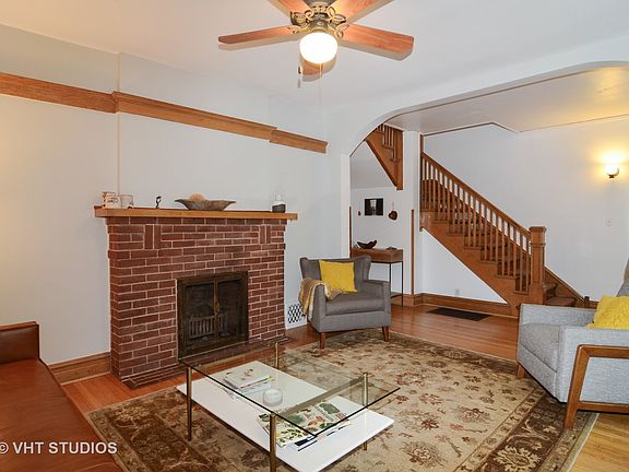 2nd image of 6618 N Bosworth Ave